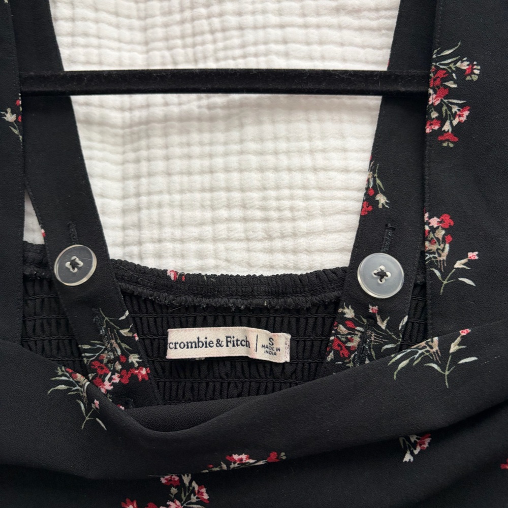 Abercrombie & Fitch Black Floral Two-Piece Skirt Set - Picture 3 of 4